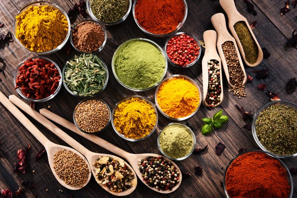 ادویه جات و ترشی جات
