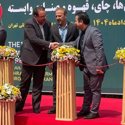 علی زعفری – بنیانگذار مدرسه قهوه ایران | پیشگام آموزش باریستا و فرهنگ قهوه